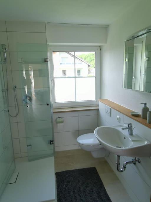 Wohnung Mit Ausblick Im Allgaeu Mit 2 Schlafzimmern Marktoberdorf Bagian luar foto