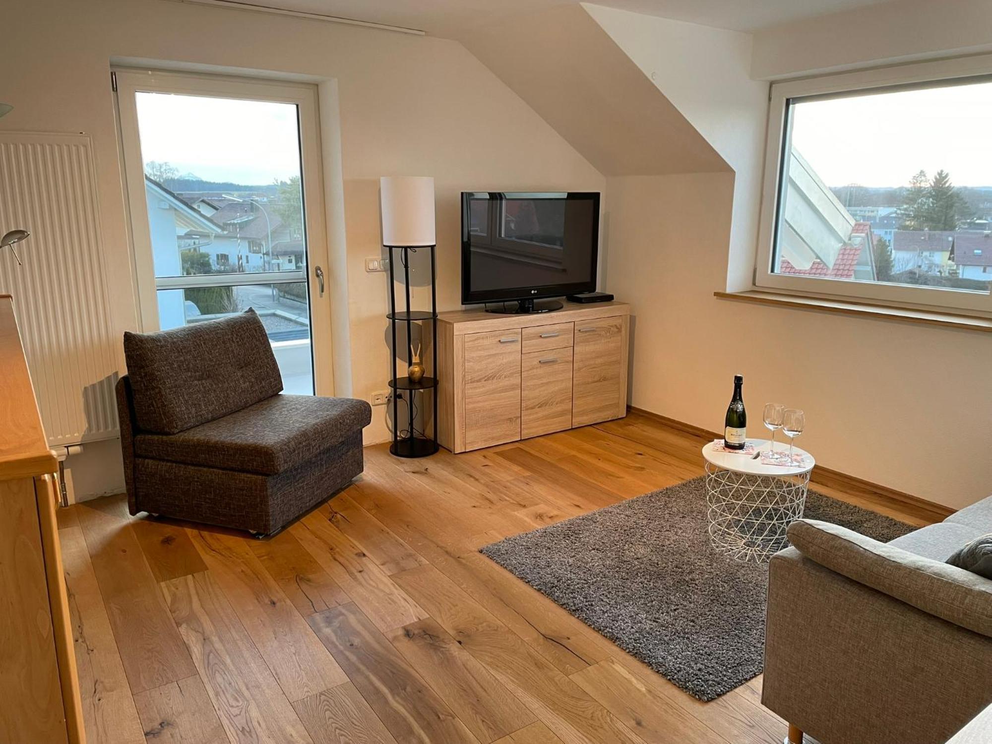 Wohnung Mit Ausblick Im Allgaeu Mit 2 Schlafzimmern Marktoberdorf Bagian luar foto