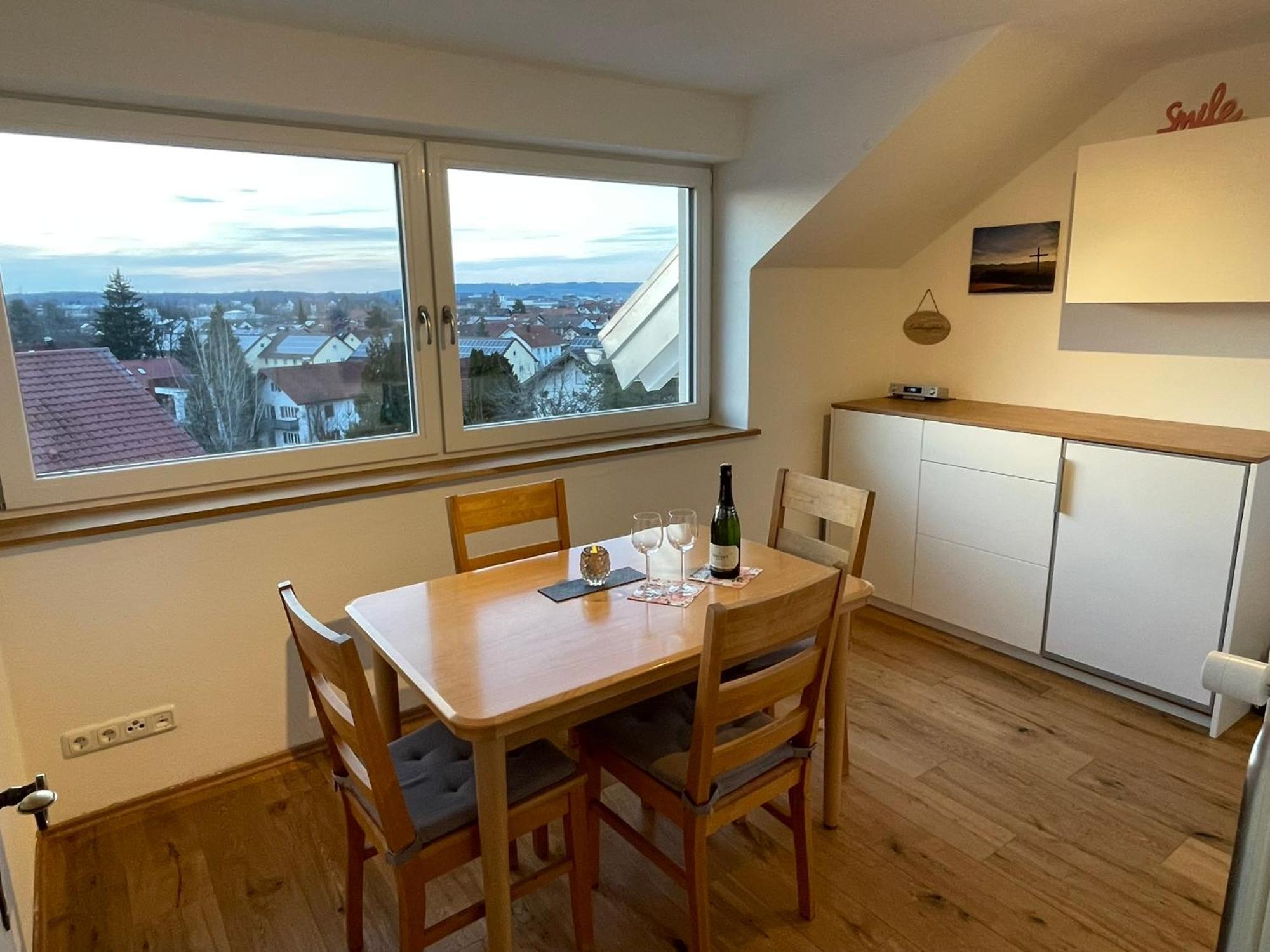 Wohnung Mit Ausblick Im Allgaeu Mit 2 Schlafzimmern Marktoberdorf Bagian luar foto